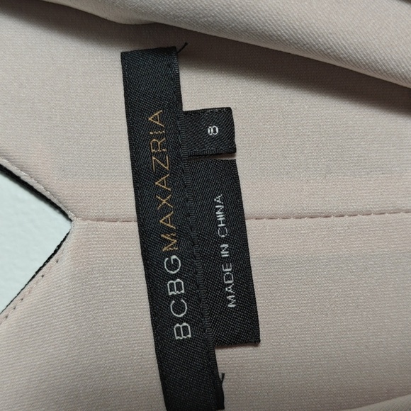 BCBGMAXAZRIA Elegant Floral Embroidered With Mesh Overlay Dress Size 8 - Picture 2 of 16